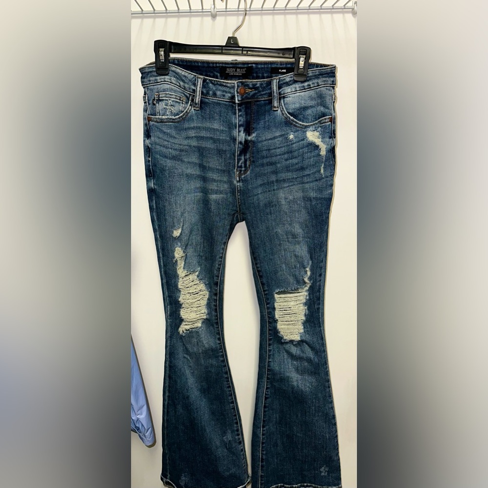 Judy Blue Distressed Jeans